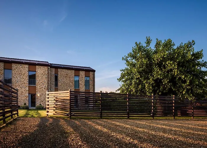 Agriresort Villa Gelso - Adults And Pet Friendly * Vesime